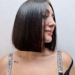 Long hair transformation to Bob haircut before picture and after picture.