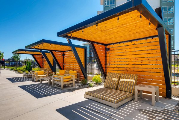 High Line Pointe by null