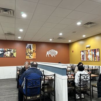 Pizza Ranch - Seating - Pizza Near Me - Elkhorn, Wisconsin
