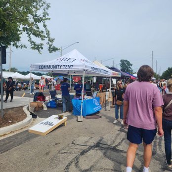 Batavia Farmers Market - Farmers Market Near Me - Batavia, Illinois Batavia Farmers Market - Farmers Market Near Me - Batavia, Illinois