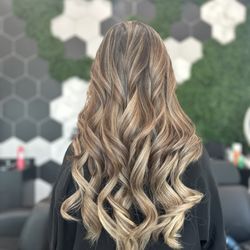 Uplift Hair Nail Lash Spa - Beautiful blending of short hair with Weft Hair Extension