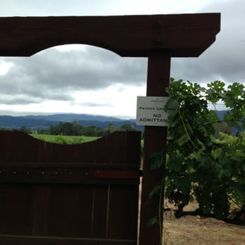 Mumm Napa - Backyard - Wine Tasting Room Near Me - Rutherford, California Mumm Napa - Backyard - Wine Tasting Room Near Me - Rutherford, California