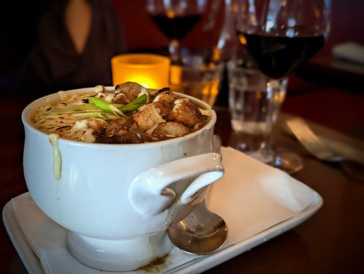 Jules Bistro by null