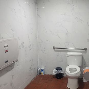Mt Palace - Bathroom - Chinese Near Me - Mount Pocono, Pennsylvania
