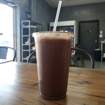 Blue Oak Coffee Roasting - First time here. Iced mocha, you can taste the espresso! - Coffee Roasteries Near Me - Bakersfield, California