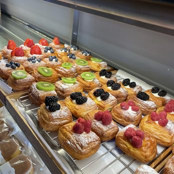 Paris Baguette - Coffee & Tea Near Me - Millbrae, California Paris Baguette - Coffee & Tea Near Me - Millbrae, California