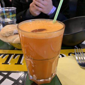 L'As du Fallafel - Carrot juice. Super fresh and healthy - Kosher Near Me - Paris, 75 L'As du Fallafel - Carrot juice. Super fresh and healthy - Kosher Near Me - Paris, 75
