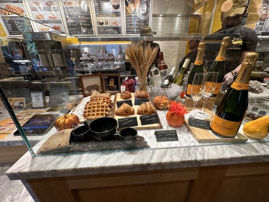 Wafels & Dinges by null