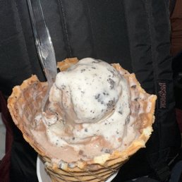 Peanut Butter Cup Ice Cream