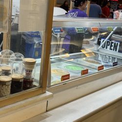 Magnolia Ice Cream & Treats - Ice cream