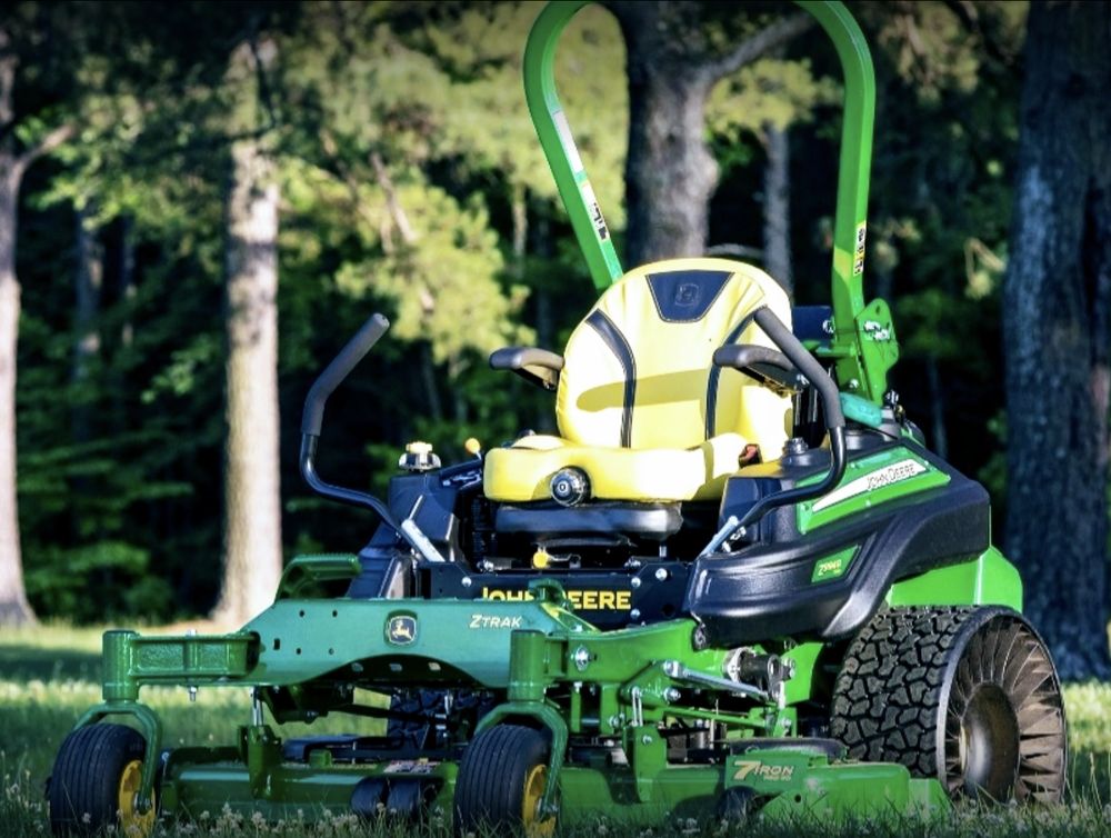 K&N LAWN MAINTENANCE Updated June 2024 10 Photos 39 Firethorn Ln