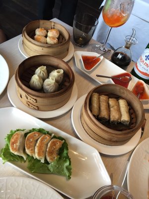 Bon Wei by null