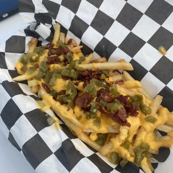 Smash Sliders - Food Trucks Near Me - Woodland Hills, California Smash Sliders - Food Trucks Near Me - Woodland Hills, California