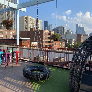 Utopian Tailgate - Lounges Near Me - Chicago, Illinois Utopian Tailgate - Lounges Near Me - Chicago, Illinois