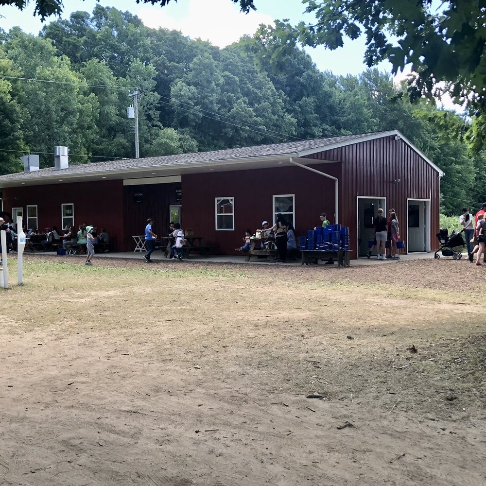 Hazen's Farm - Main building to cash out and purchase bakery items - Farmers Market Near Me - Howell, Michigan