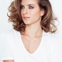 Claude Michel Salon - CLAUDE MARCEL
Spring Summer 2015 Hair Collection