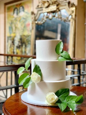 Cakes by Klein by null