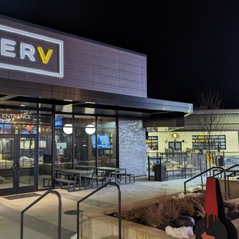 SERV - SERV Restaurant. Outdoor pickleball courts to the right. - American Near Me - Overland Park, Kansas