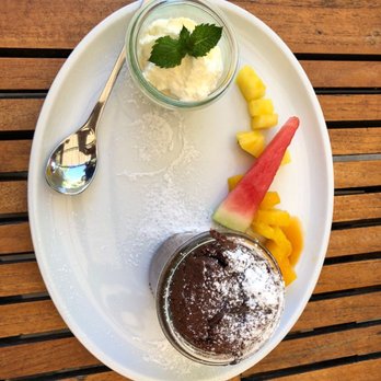 Restaurant Terrasse - Warm chocolate cake - Swiss Food Near Me - Bern, BE Restaurant Terrasse - Warm chocolate cake - Swiss Food Near Me - Bern, BE