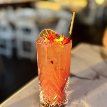 FIVE on the Hill - Ginger mocktail - Cocktail Bars Near Me - Universal City, California FIVE on the Hill - Ginger mocktail - Cocktail Bars Near Me - Universal City, California