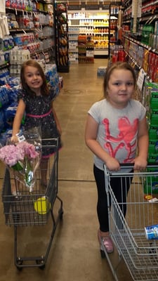 Lakeview Grocery by null