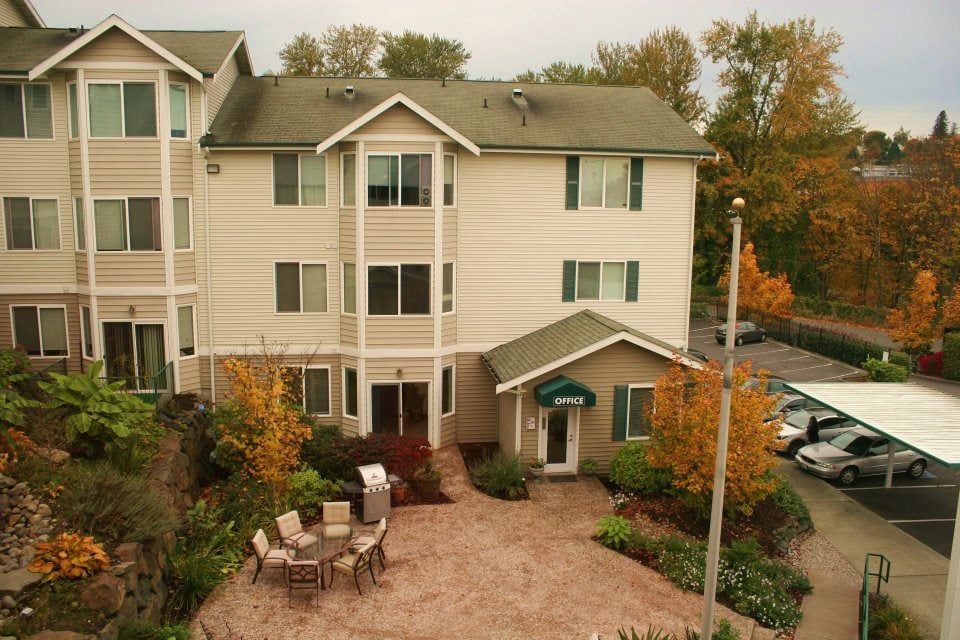 THE OASIS APARTMENTS Updated September 2024 69 Photos 2825 Delin