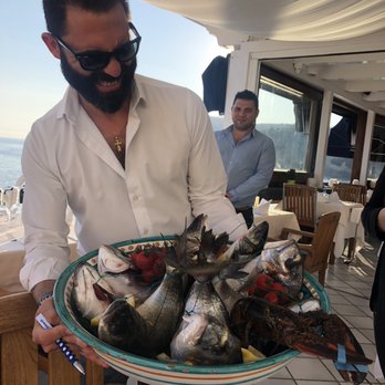 Ristorante Casa Celestino - Paulo showing is the catch of the day - Italian Near Me - Sant'Angelo, NA