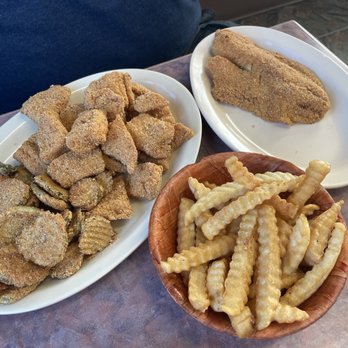 Chuck's BBQ - Catfish Bites Deep Fried Catfish or Bluegill Fried Pickle Chips - Barbeque Near Me - Herrin, Illinois