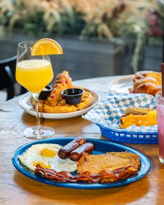 Budweiser Brickhouse Tavern by null