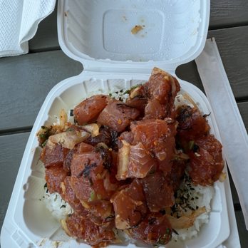 Ono Seafood - Hawaiian style ahi - Seafood Near Me - Honolulu, Hawaii