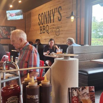 Sonny's BBQ - They got great service - Barbeque Near Me - Orlando, Florida Sonny's BBQ - They got great service - Barbeque Near Me - Orlando, Florida