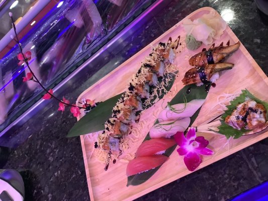Nova II Sushi Bar & Asian Bistro by null