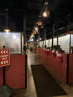 Lou Malnati's Pizzeria by null