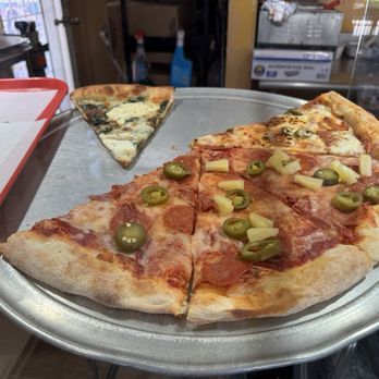 A Brooklyn Pizzeria - Pizza Near Me - San Diego, California A Brooklyn Pizzeria - Pizza Near Me - San Diego, California