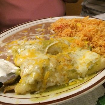 El Farolito - Enchiladas Rancheras - Mexican Near Me - Placentia, California El Farolito - Enchiladas Rancheras - Mexican Near Me - Placentia, California