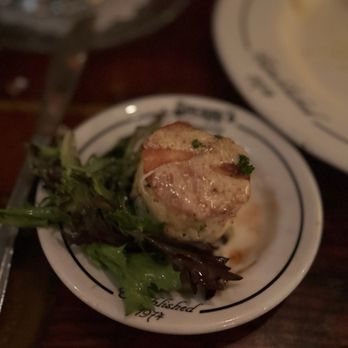 Sperry's Restaurant - Crab cakes - American Near Me - Nashville, Tennessee Sperry's Restaurant - Crab cakes - American Near Me - Nashville, Tennessee