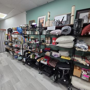 Royal Thrifting - Thrift Stores Near Me - Royal Palm Beach, Florida Royal Thrifting - Thrift Stores Near Me - Royal Palm Beach, Florida