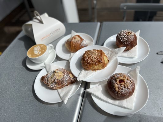Janjou Pâtisserie by null