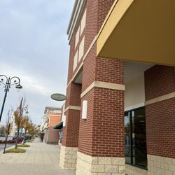 Barnes & Noble
