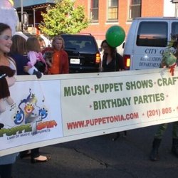 Puppetonia