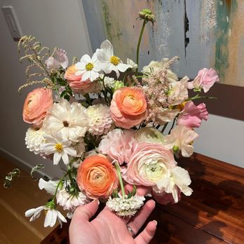 Eveni Floral Design - my bouquet - Floral Designers Near Me - Diamond Bar, California Eveni Floral Design - my bouquet - Floral Designers Near Me - Diamond Bar, California
