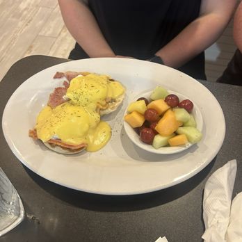 Maple Leaf Diner - *Southern Eggs Benedict - American Near Me - Dallas, Texas Maple Leaf Diner - *Southern Eggs Benedict - American Near Me - Dallas, Texas