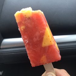 El Helado Loco - Mango with chili paleta
