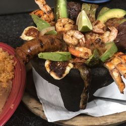 Si Senor Restaurant Lake Oswego - Molcajete