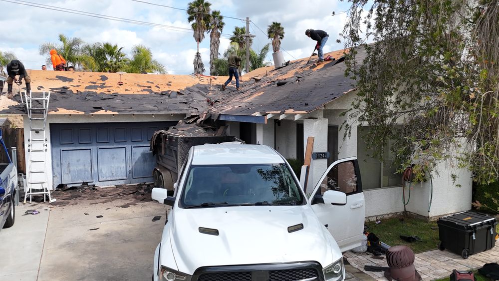 Slide of Yalen Roofing
