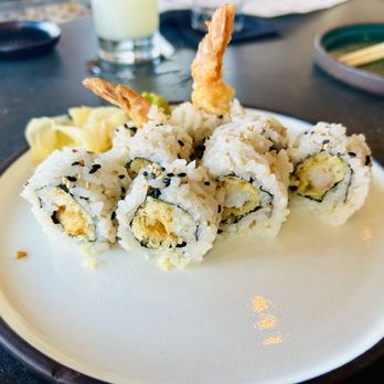 Sushi Bichi - Shrimp tempura roll - Sushi Bars Near Me - Miami Beach, Florida Sushi Bichi - Shrimp tempura roll - Sushi Bars Near Me - Miami Beach, Florida