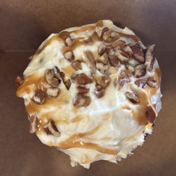Creampuff - Pecan cinnamon roll - Donuts Near Me - Phoenix, Arizona