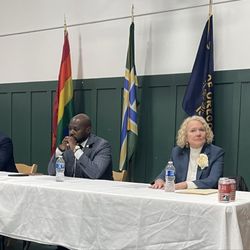 Sellwood Community Center - City council town hall
