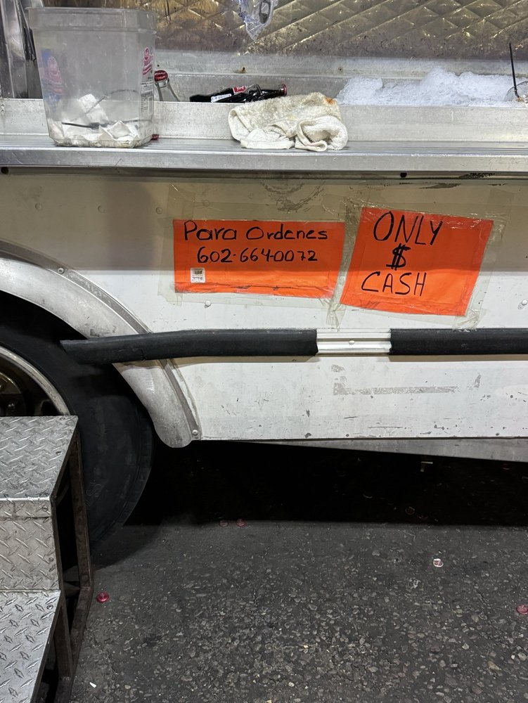 Mariscos Las Islitas Food Truck Logo