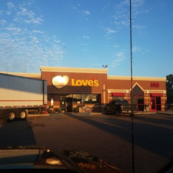 Love's Travel Stop - Convenience Stores Near Me - Cleveland, Texas Love's Travel Stop - Convenience Stores Near Me - Cleveland, Texas